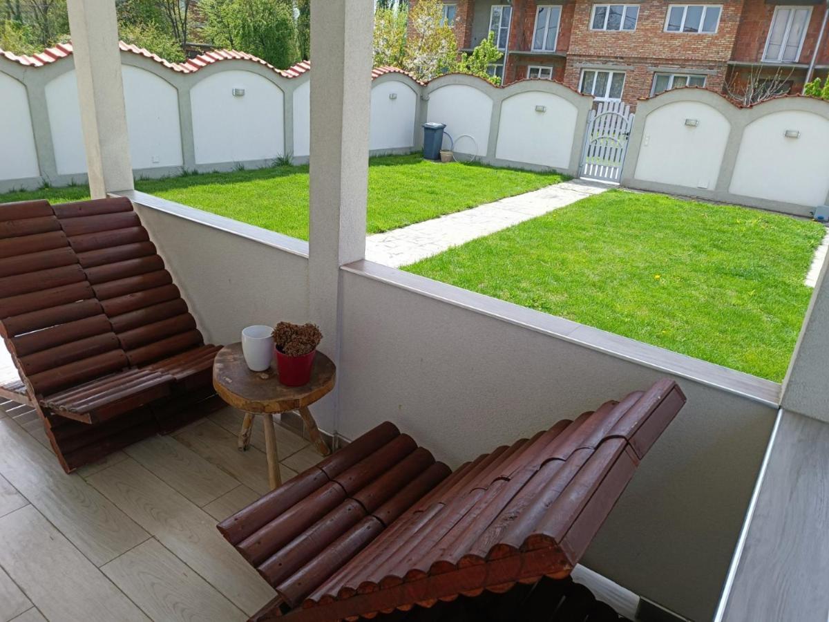 Serbian Home With Garden Krnjaca Exterior photo